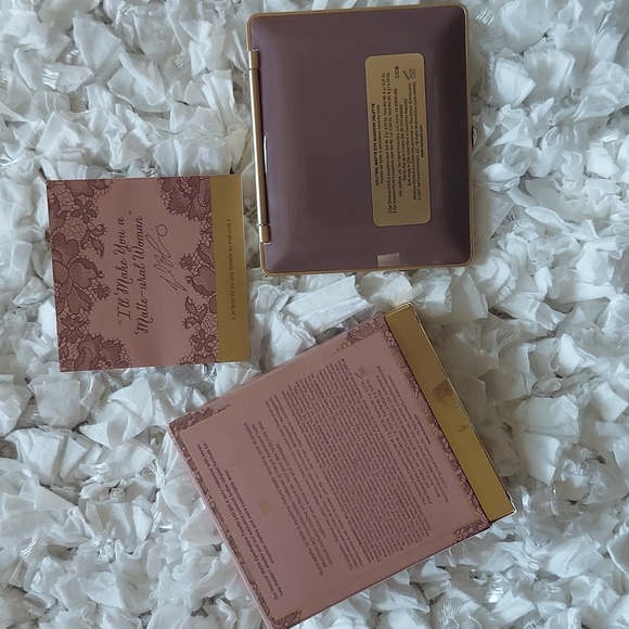 Infused 🥥 Too Faced Makeup palette (opened, swatched, not used thou)make offer - Picture 5 of 6